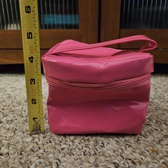 Nail Kit In Pink Case - Picture 5 of 5